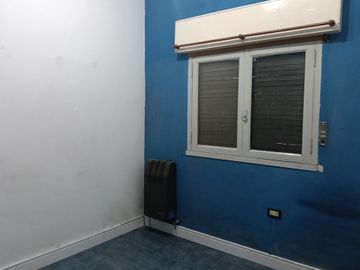 Venta Casa 3 ambientes con Jardin