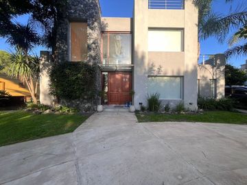VENTA CASA 5 AMB CLUB DE CAMPO EL NACIONAL