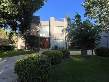 VENTA CASA 5 AMB CLUB DE CAMPO EL NACIONAL