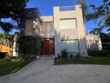 VENTA CASA 5 AMB CLUB DE CAMPO EL NACIONAL