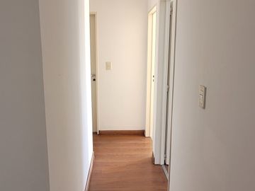 DEPARTAMENTO PISO COMPLETO 4 AMB. C/COCHERA LANUS