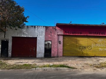 LOCAL COMERCIAL + VIVIENDA