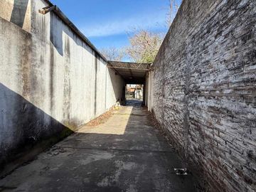 Local comercial en lote de 500m2 - Venta