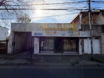 Local comercial en lote de 500m2 - Venta