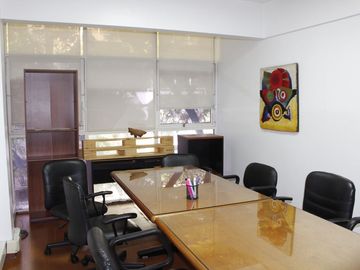 OFICINA EN VENTA EN BELGRANO, 2 COCHERAS-PERMUTA