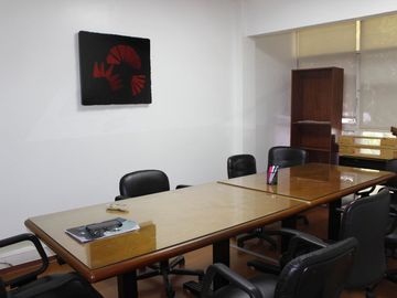 OFICINA EN VENTA EN BELGRANO, 2 COCHERAS-PERMUTA