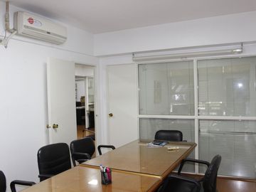 OFICINA EN VENTA EN BELGRANO, 2 COCHERAS-PERMUTA