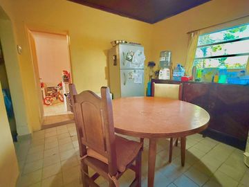 Casa quinta 4d , baño, galpon, y pileta.