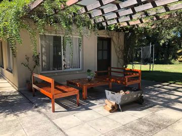 VENTA CASA CHACRAS URIBELARREA 5 AMB PISCINA