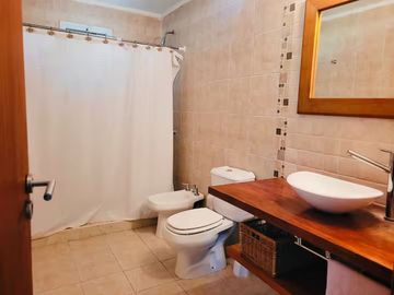 VENTA CASA CHACRAS URIBELARREA 5 AMB PISCINA