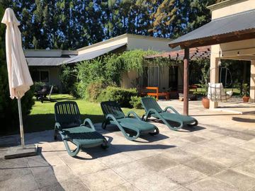 VENTA CASA CHACRAS URIBELARREA 5 AMB PISCINA
