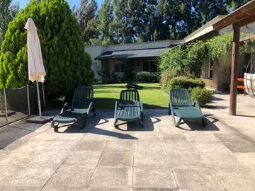 VENTA CASA CHACRAS URIBELARREA 5 AMB PISCINA