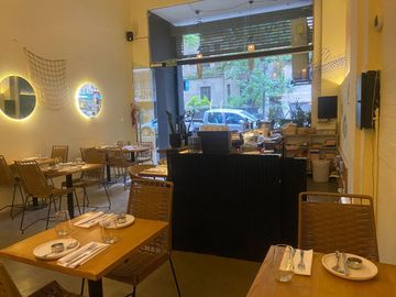 VENTA LOCAL GASTRONÓMICO COLEGIALES