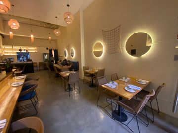 VENTA LOCAL GASTRONÓMICO COLEGIALES