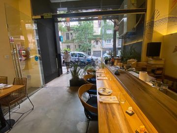 VENTA LOCAL GASTRONÓMICO COLEGIALES