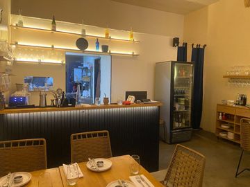 VENTA LOCAL GASTRONÓMICO COLEGIALES