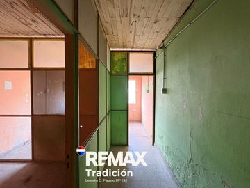 OFICINA EN VENTA PEATONAL ARTURO ILLIA 172