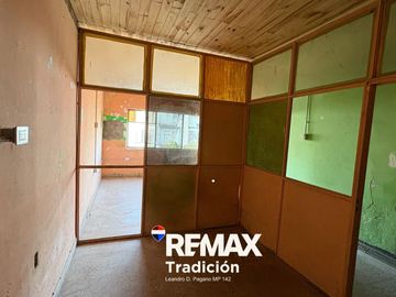 OFICINA EN VENTA PEATONAL ARTURO ILLIA 172