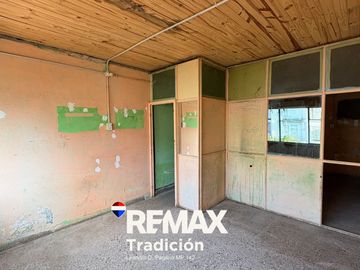 OFICINA EN VENTA PEATONAL ARTURO ILLIA 172