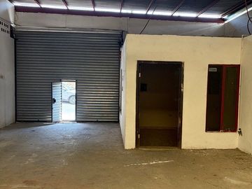 BODEGA COMERCIAL EN RENTA VALLE VERDE