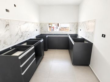 Colinas de Manantiales Viví la comodidad de un dúplex, en una sola planta