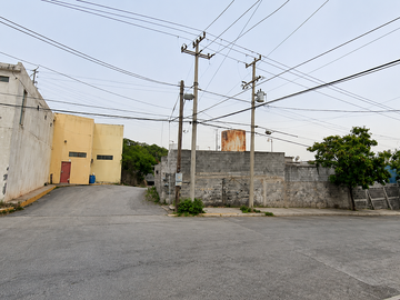 Terreno Industrial en venta en la colonia Topo Chico