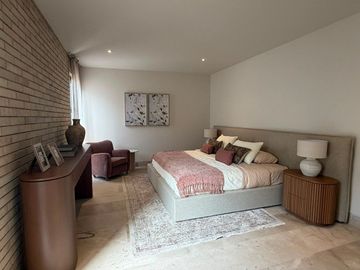 CASA EN VENTA EN ALTOZANO DENTRO DE CONDOMINIO CON AMENIDADES