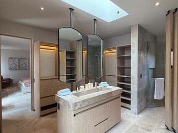 CASA EN VENTA EN ALTOZANO DENTRO DE CONDOMINIO CON AMENIDADES