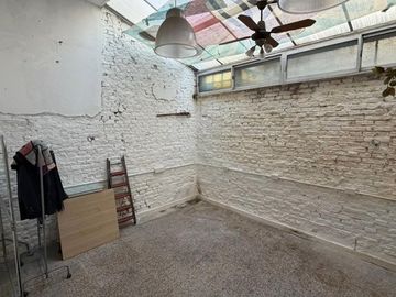 VENTA LOCAL EN COGHLAN/BELGRANO R