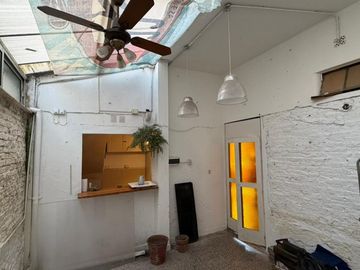 VENTA LOCAL EN COGHLAN/BELGRANO R