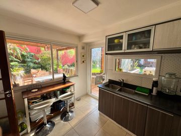 VENTA CASA 4 AMB JARDIN DE PERALTA RAMOS PERMUTA