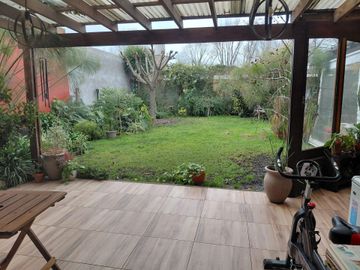VENTA CASA 4 AMB JARDIN DE PERALTA RAMOS PERMUTA