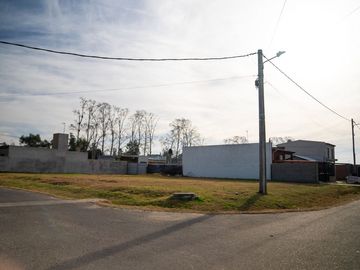 Lote 259 m² en Derqui | Barrio abierto sin expensa