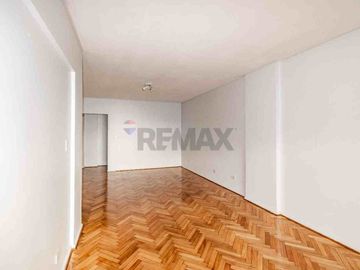 VENTA SEMIPISO 4 AMBIENTES- COLEGIALES