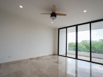 Casa en Venta en Privada Oasis, Yucatán Country Club de 4 recámaras