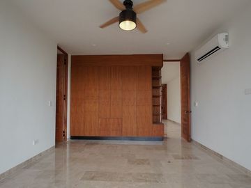 Casa en Venta en Privada Oasis, Yucatán Country Club de 4 recámaras