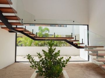 Casa en Venta en Privada Oasis, Yucatán Country Club de 4 recámaras