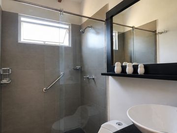 Casa en venta El Retiro | con jardín privado