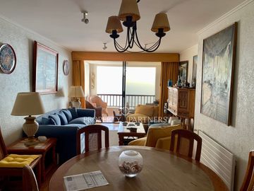 Departamento con extraordinaria vista al mar en Marbella