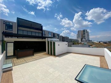 VENTA DE CASA EN LOMAS DE ANGELOPOLIS
