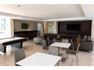 Penthouse en Venta en Valle Oriente Torre LIU 190 m²