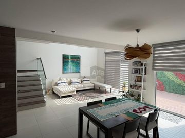 Venta casa en condominio en Zibatá, Querétaro