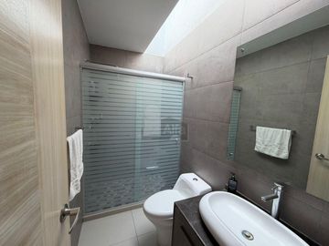 Venta casa en condominio en Zibatá, Querétaro