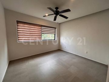 Casa en Renta en Residencial Aqua - Avenida Huayacán, Cancún