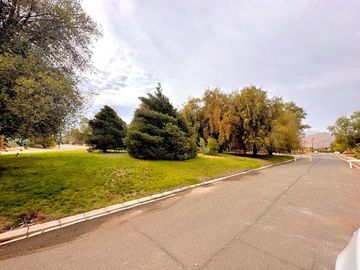 PARCELA DE 5.500 M2 CONDOMINIO POLO DE MANQUEHUE I CHICUREO