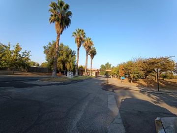 PARCELA DE 5.500 M2 CONDOMINIO POLO DE MANQUEHUE I CHICUREO