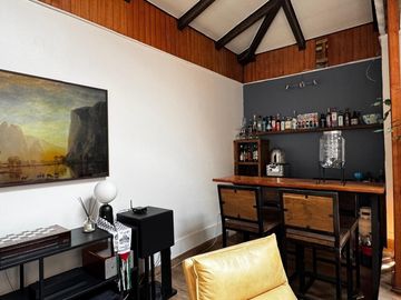 CASA DE 166 M2 5D 4B Y 732 DE TERRENO
