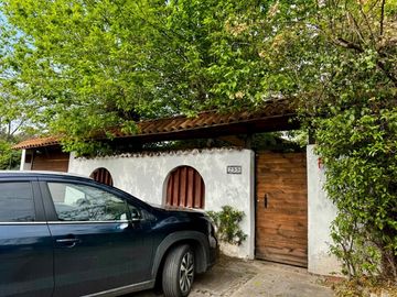 CASA DE 166 M2 5D 4B Y 732 DE TERRENO