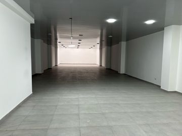 LOCAL EN ARRIENDO / CENTRO / MANIZALES