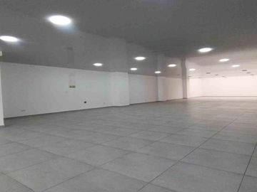 LOCAL EN ARRIENDO / CENTRO / MANIZALES